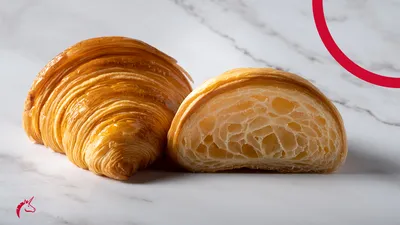 Croissant vegano con ingredienti plant-based