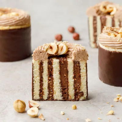 Crema alla nocciola e cacao con inclusioni di nocciole croccanti - Carat Supercrem CT Crispy Nuts